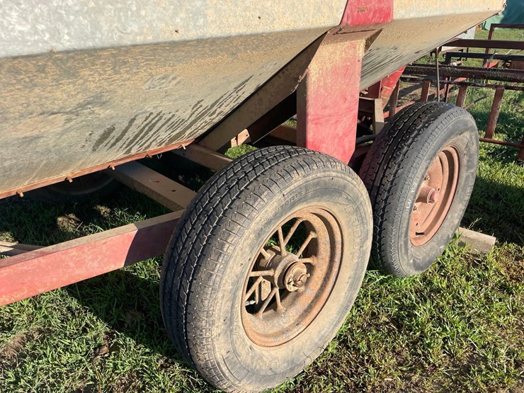 snowco-2-ton-auger-wagon-image-5