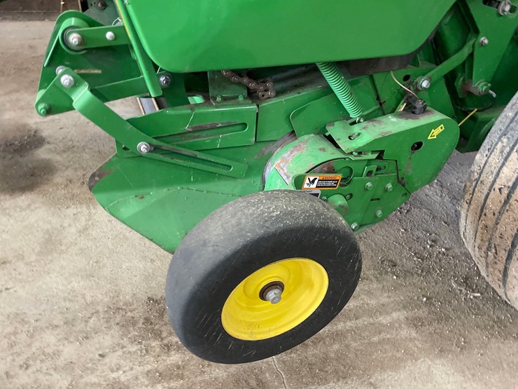 john-deere-560r-image-6