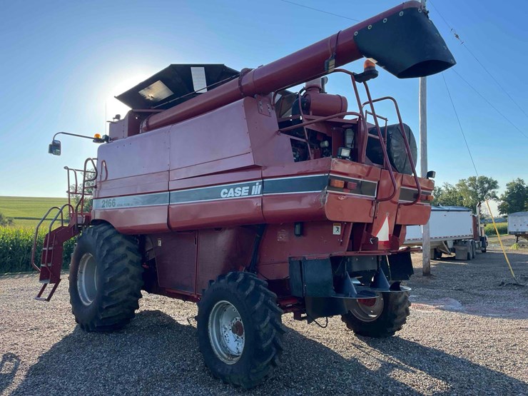 1997-case-ih-2166-image-4