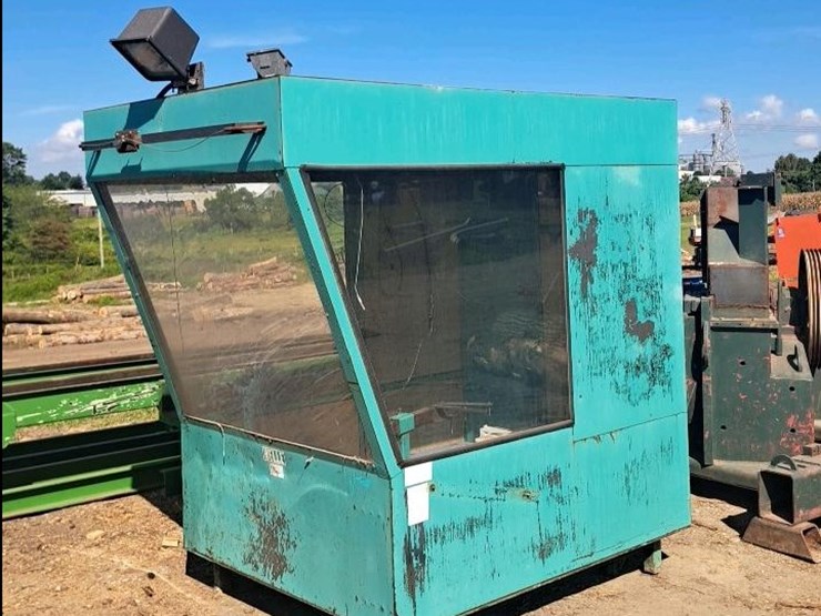 #276-•-helle-operators-cab*-image-1