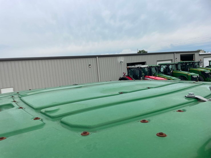 2012-john-deere-7280r-image-47