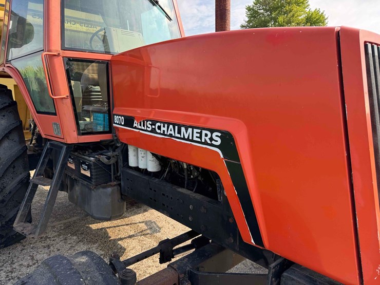1982-allis-chalmers-8070-image-10