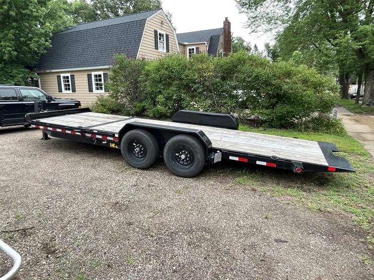 #166-•-2024-big-tex-22'-tilt-bed-equipment-trailer-(has-wi-title)-image-7
