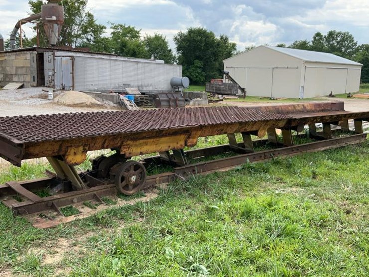 #116-•-fulgum-vibrating-conveyor-image-1