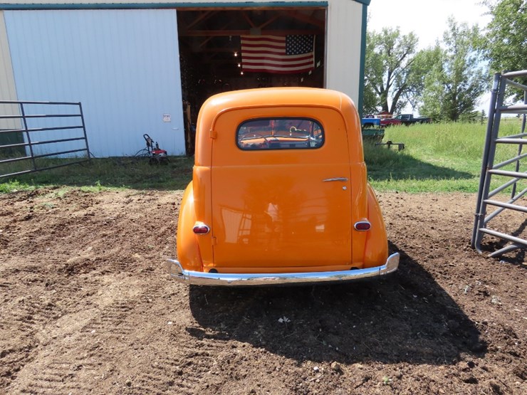 1940-ford-panel-image-8