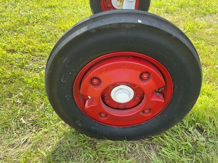 farmall-cub-demonstrator-image-18
