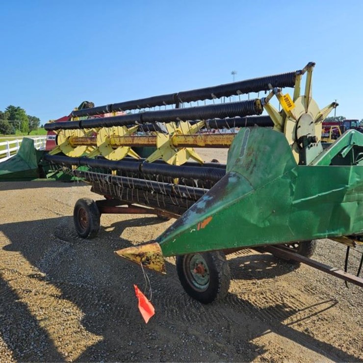 JOHN DEERE 216