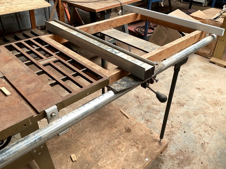#3753-•-powermatic-10"-table-saw-(timberon,-nm)-image-4