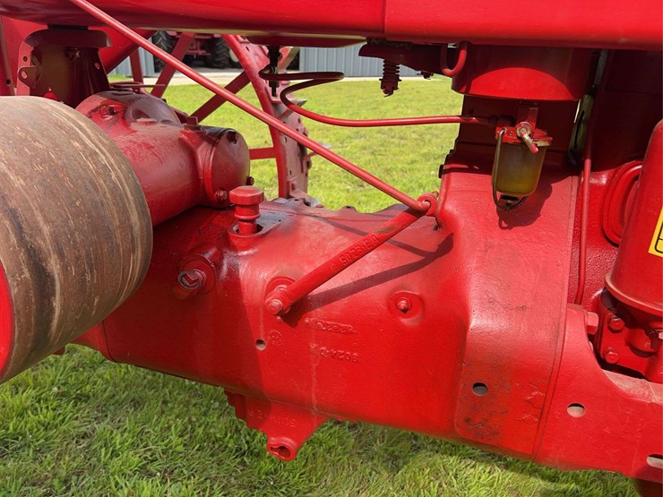 1940-farmall-h-distillate-image-26