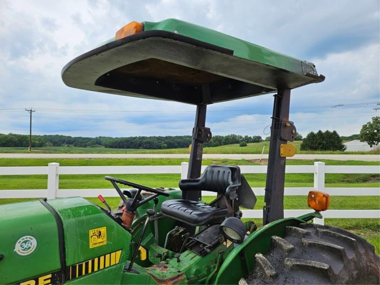 john-deere-2155-image-34