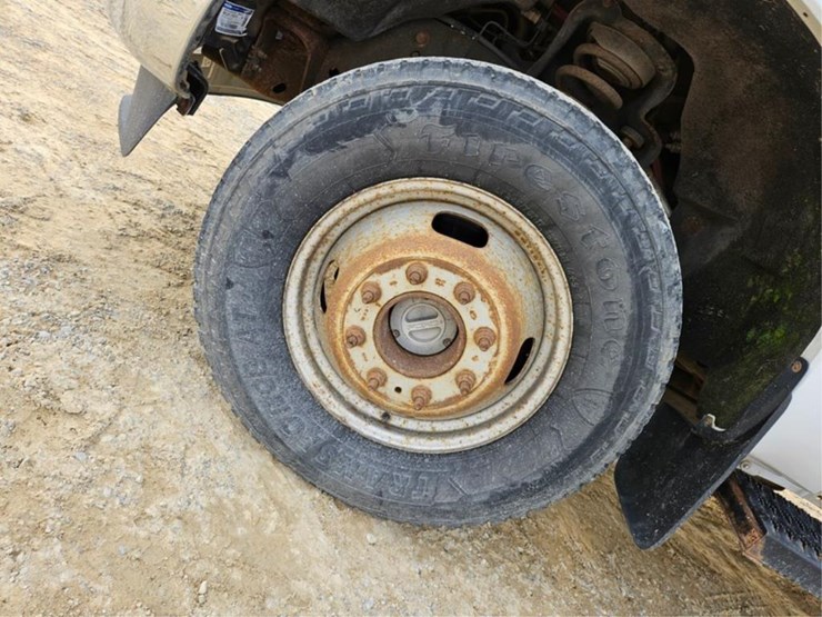 2011-ford-f350-image-49