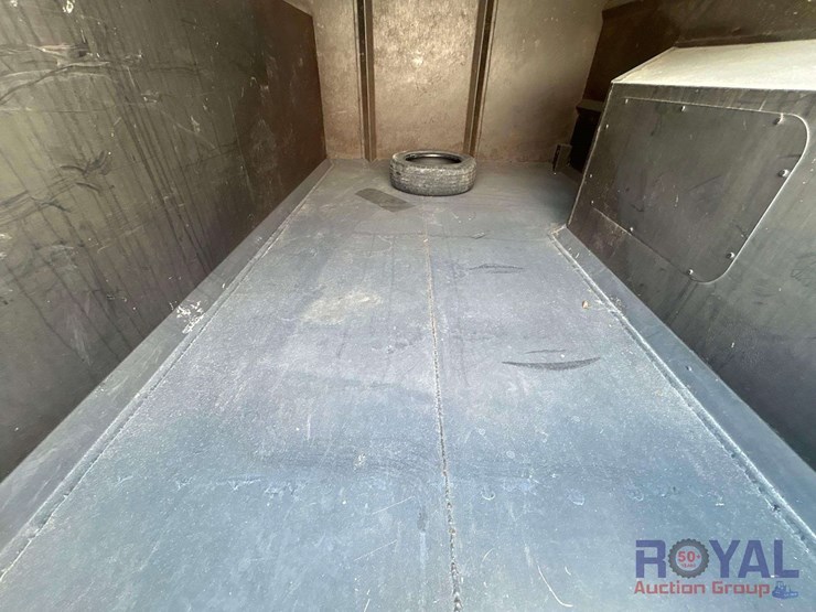 2019-ford-f-550-4x4-ext.-cab-chipper-truck-image-19