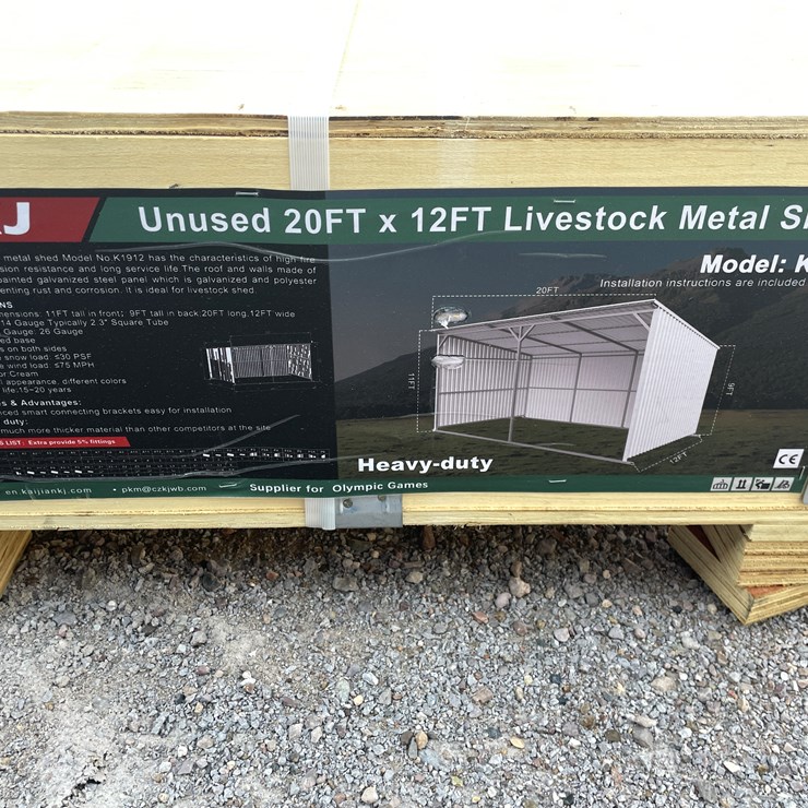 #4005 • Livestock Metal Shed