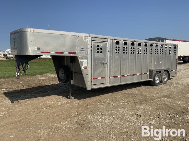 2013-wilson-psgn-5724t-7'-x-24'-aluminum-t/a-gooseneck-livestock-trailer-image-1