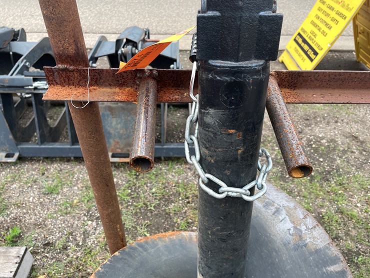 #205-•-shop-made-skid-steer-auger-and-auger-bit-storage-rack-image-7
