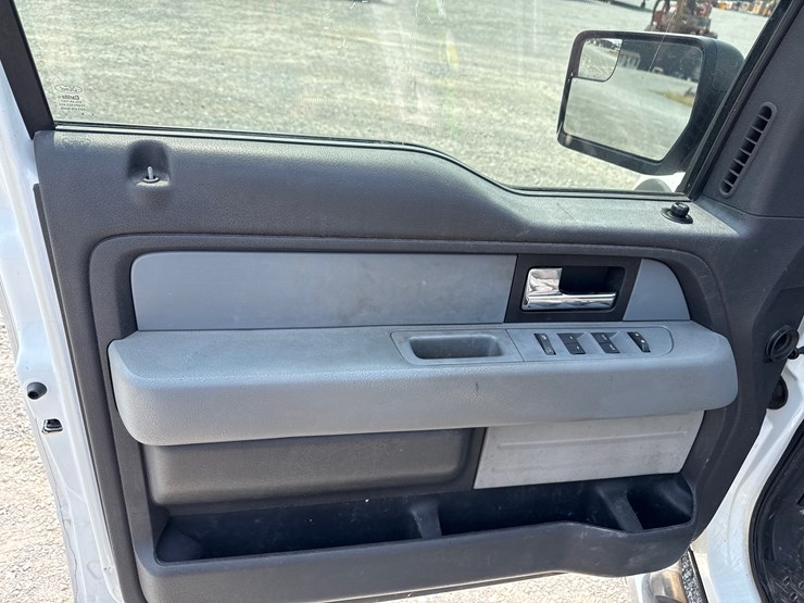 2013-ford-f150-image-17