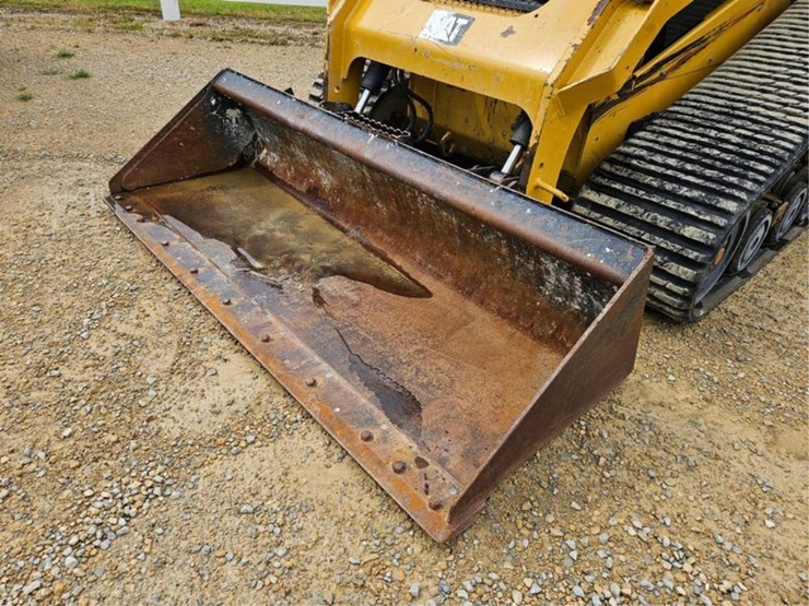 caterpillar-287-image-10