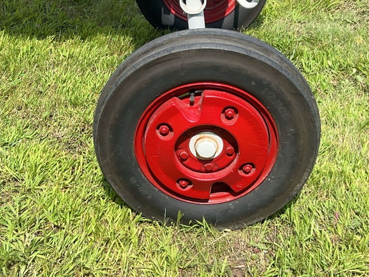 farmall-cub-demonstrator-image-25