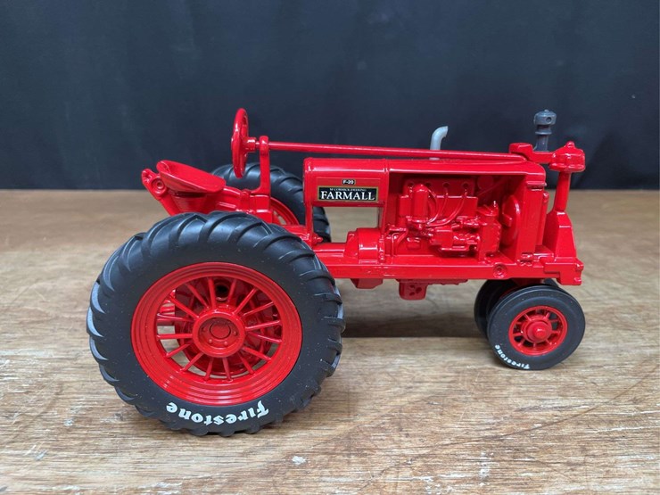 1/16-farmall-f-20-firestone-nib-ertl-image-9