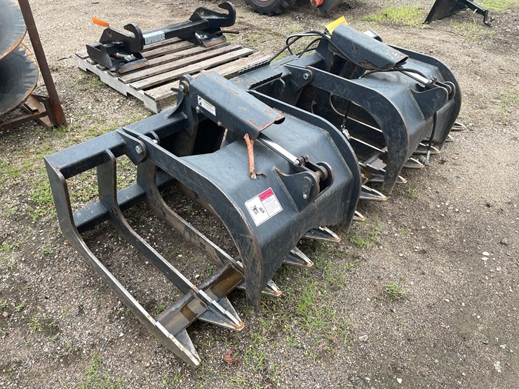 #186-•-stout-skid-steer-mount-84"-grapple-bucket-image-2