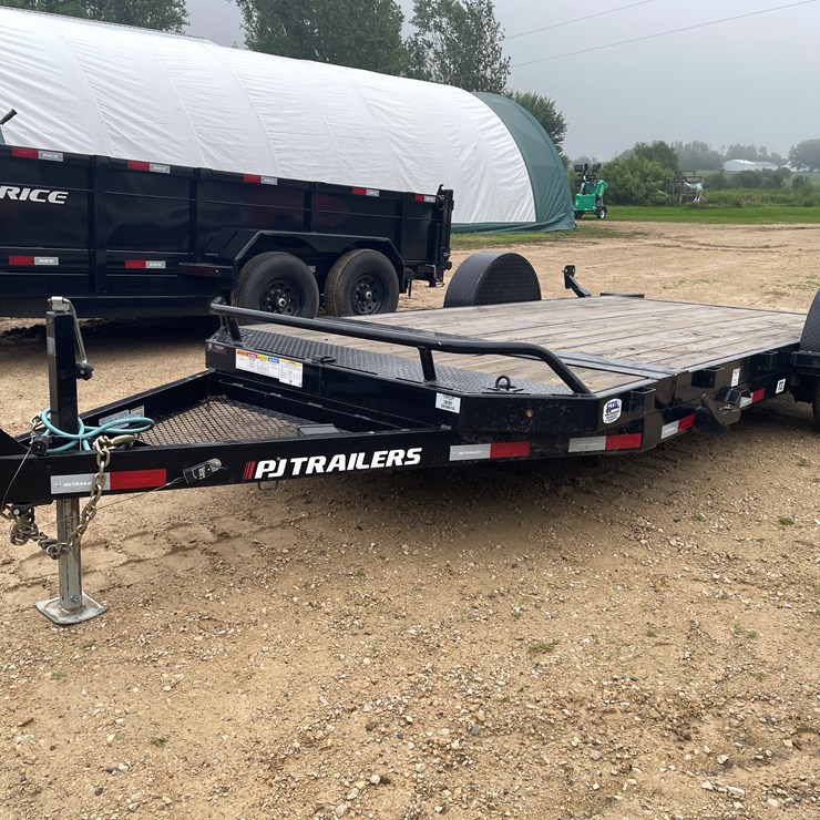 #164 • 2023 PJ Tilt Top 16' Utility Trailer (Has WI Title)