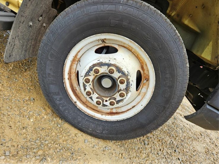 2019-ford-e450-image-30
