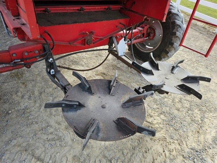 massey-ferguson-8570-image-15