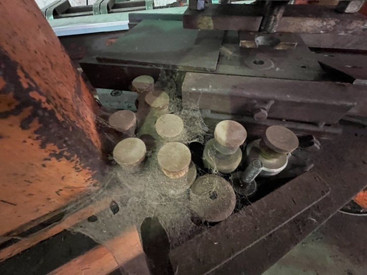 hydraulic-double-end-punch-machine-image-9