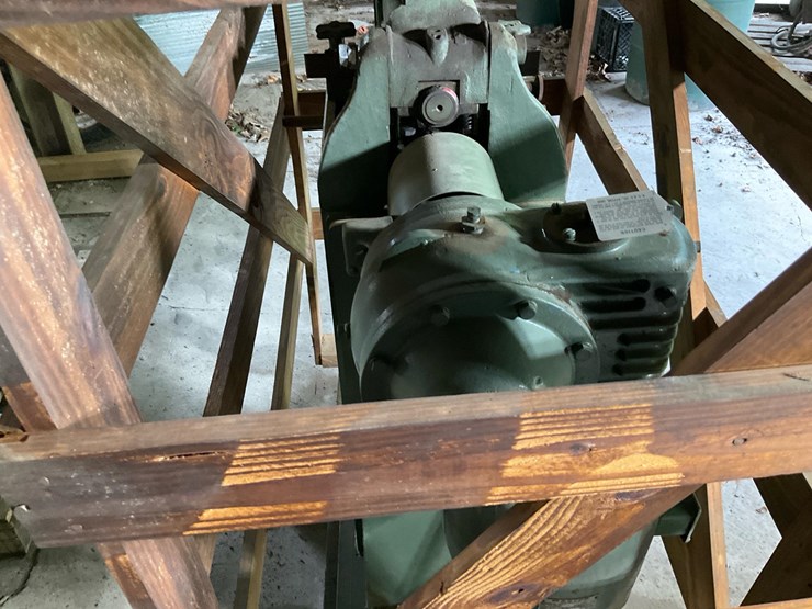 #147-•-hanchett-band-taper-roller-image-17