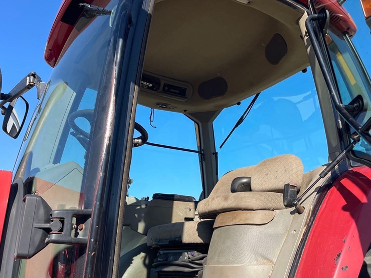 2001-case-ih-mx200-image-35