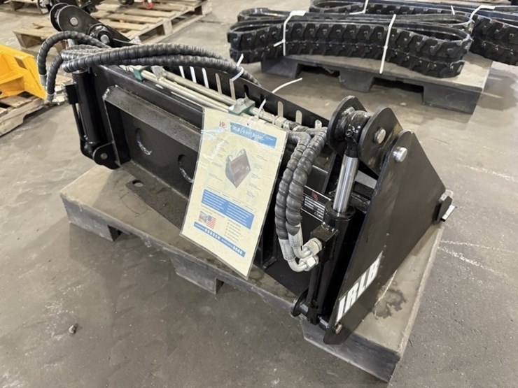 2025-ir-27"-4-in-1-bucket-image-3
