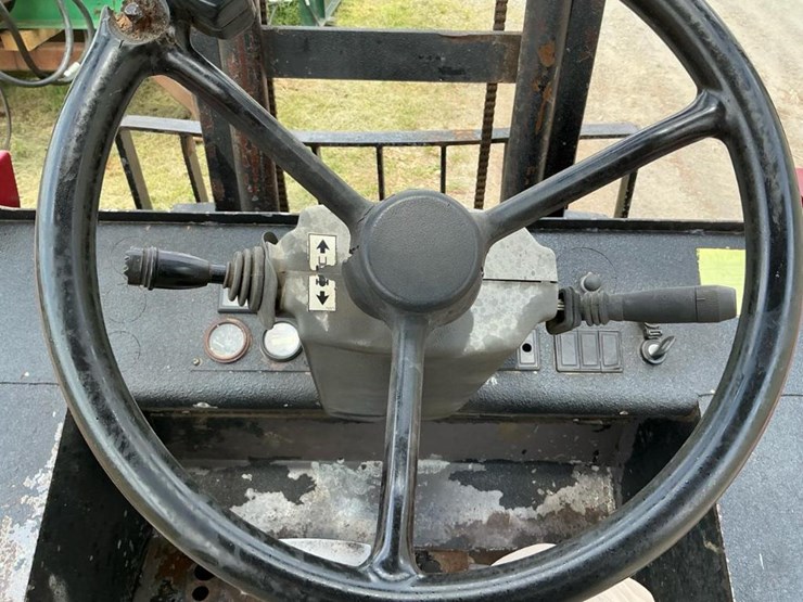 2004-manitou-m30.4-image-5