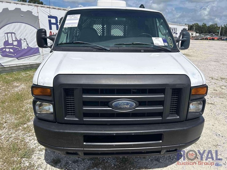 2008-ford-cargo-image-21