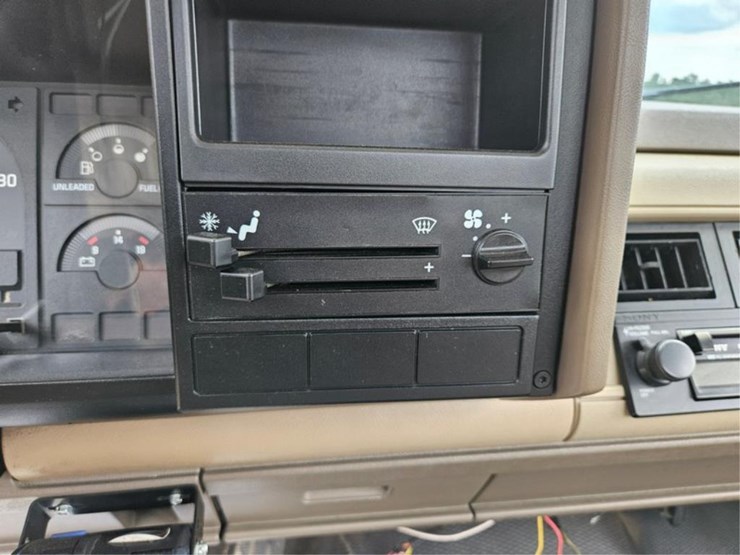 1988-gmc-3500-image-30