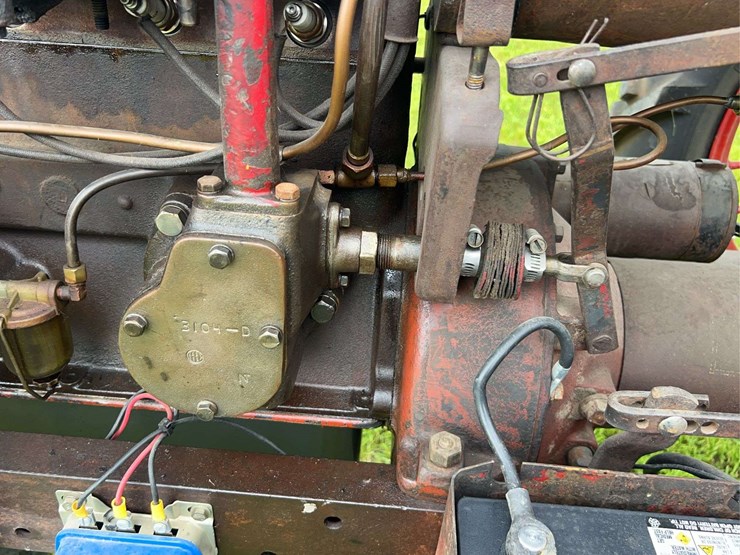 farmall-f12-image-60