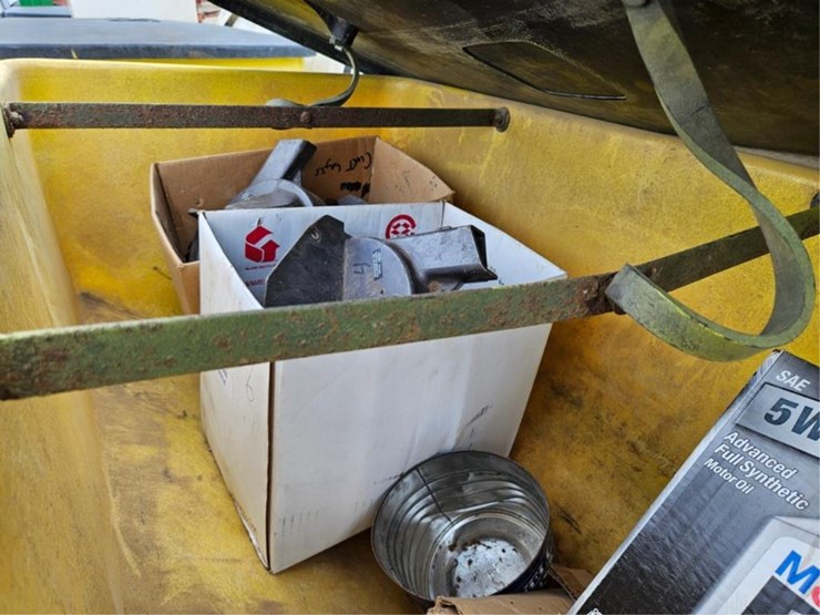 john-deere-7200-image-24