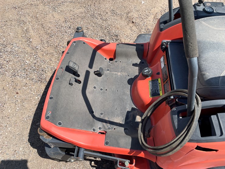 #2005-•-kubota-zero-turn-mower-image-28