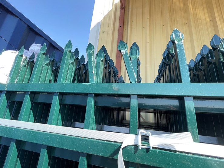 #4010-•-powder-coated-steel-site-fence-image-7