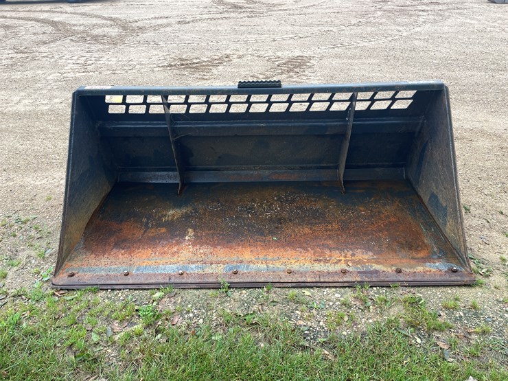 #188-•-stout-skid-steer-mount-84"-snow-bucket-image-2