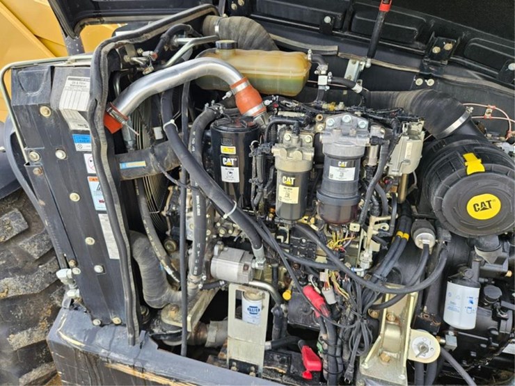 caterpillar-th407c-image-22