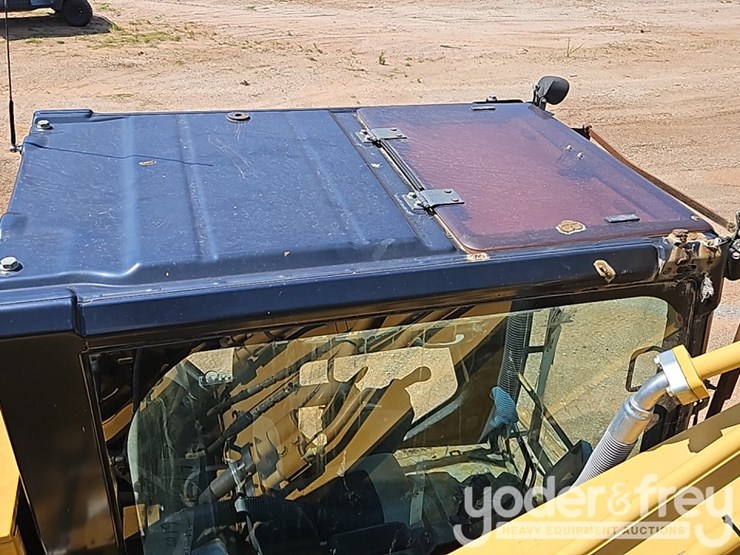 2016-caterpillar-336fl-image-33