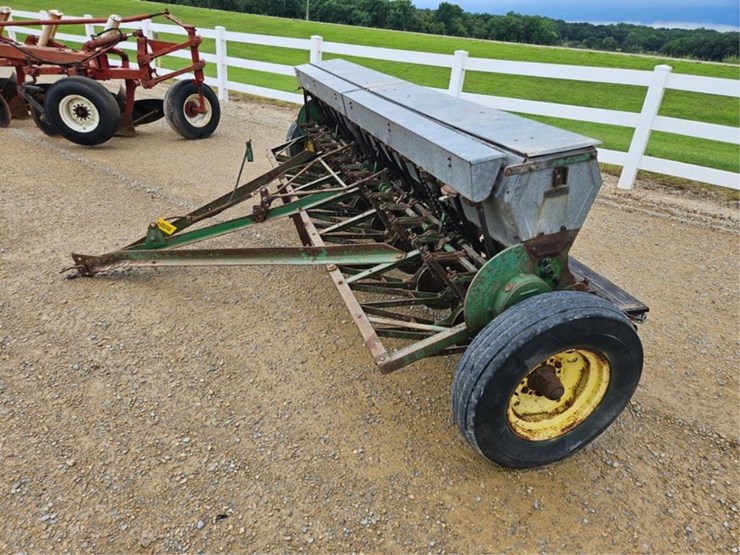 john-deere-11-image-2