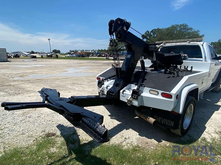 2014-dodge-ram-5500-image-41