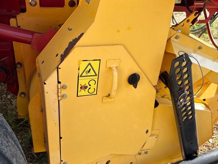 2015-new-holland-roll-belt-560-image-30