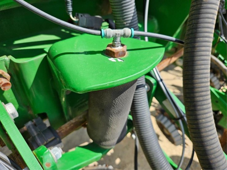 #225-•-westfield-130-71-13"-grain-auger-image-32