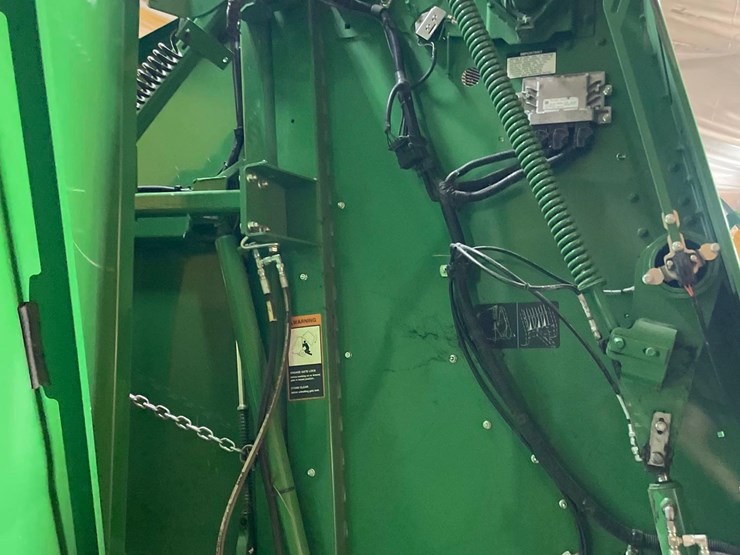 john-deere-560r-image-35