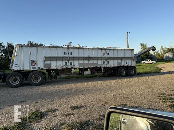 2015-merritt-38ft-image-2