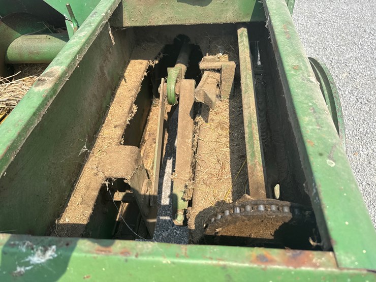 john-deere-346-image-15