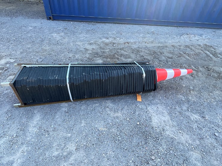 #4037-•-traffic-cones-image-10