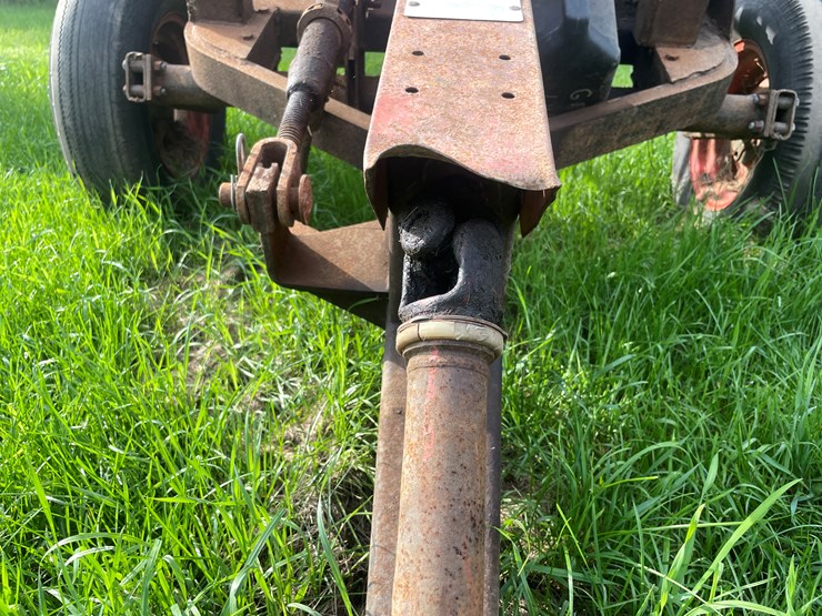 #5478-•-new-idea-pto-driven-buzz-saw-image-33